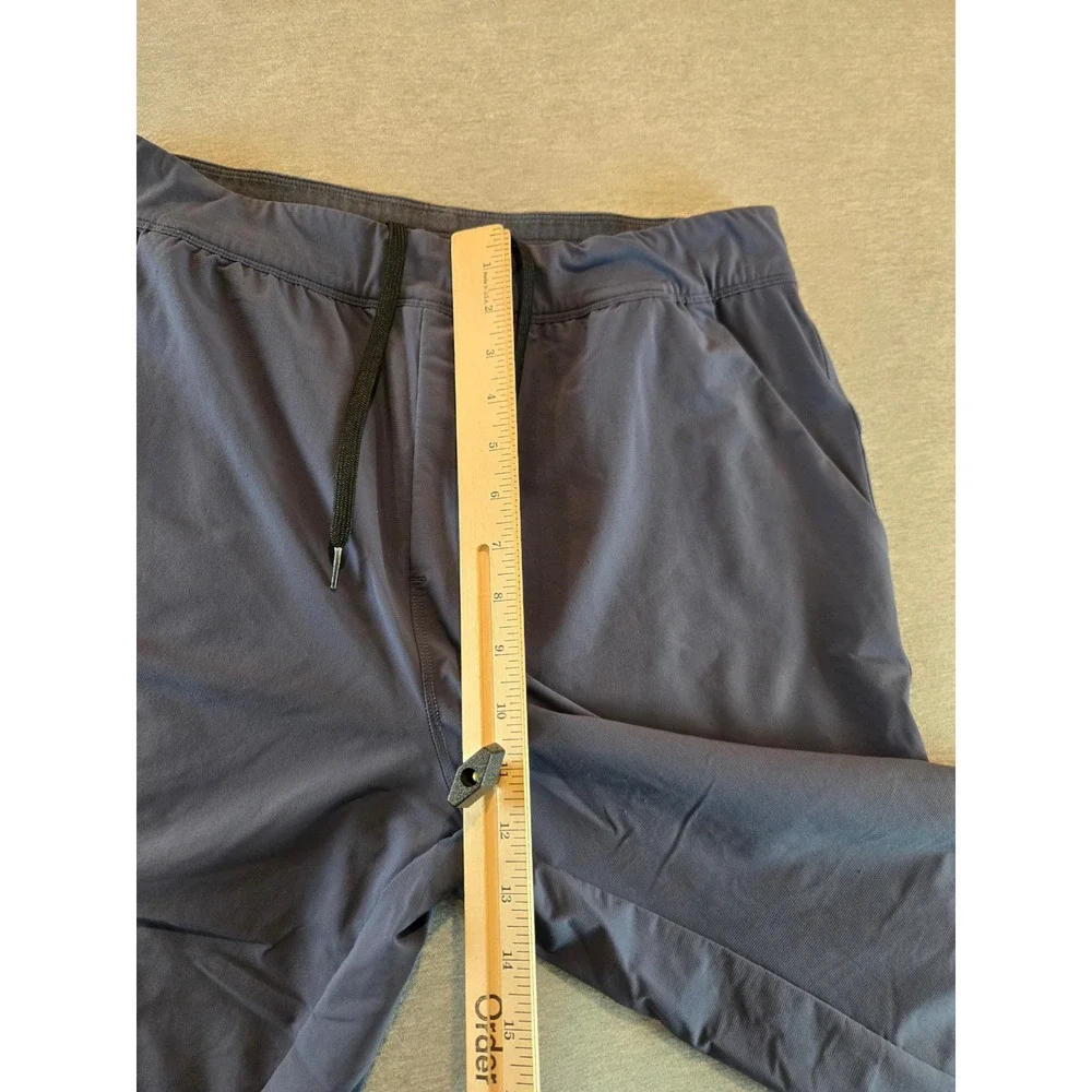 Public Rec Stadium Jogger Mens 34/30 Navy Blue Nylon Spandex Stretch Athletic